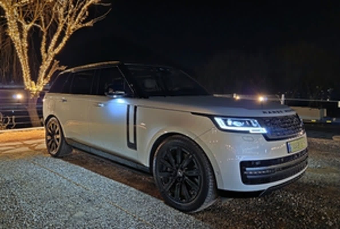 The 200K Mobile Therapist: Why Range Rover’s Active Noise-Canceling Is ...